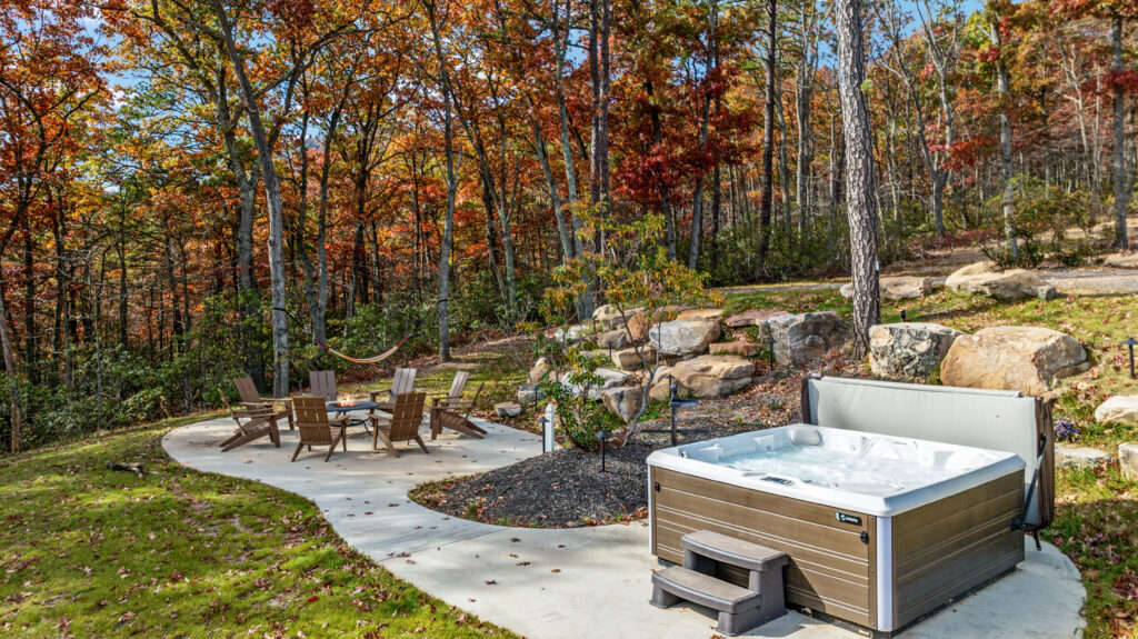 The Vale outdoor hot tub and fire pit seating area, Lost River West Virginia